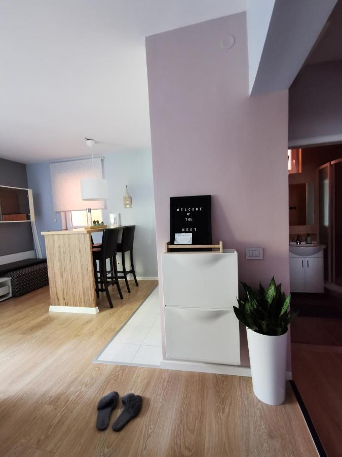 Hotel Nest Belgrado Exterior foto